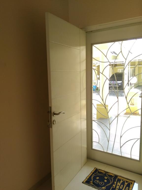 Jasmine Park Guest House 세마랑 외부 사진